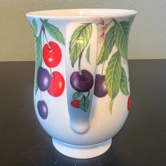 Vtg ROY KIRKHAM Sweet Cherry Fine Bone China Footed Cup ~ Made in England 1999 - Picture 8 of 14